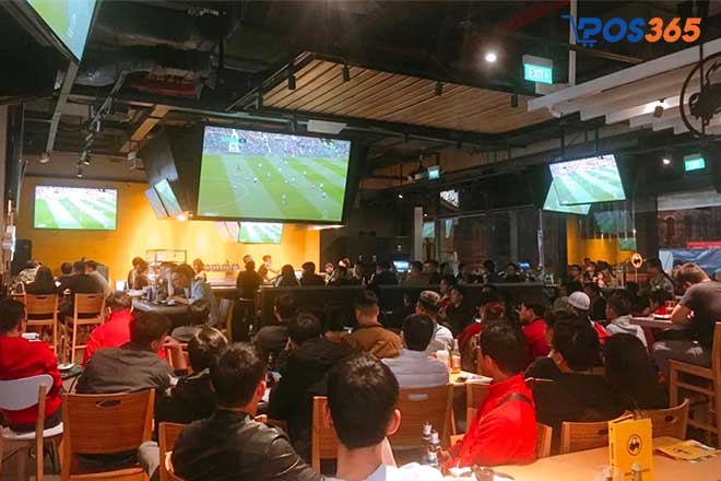 góc khán đài football coffee live music địa chỉ quán cafe bóng đá quen thuộc