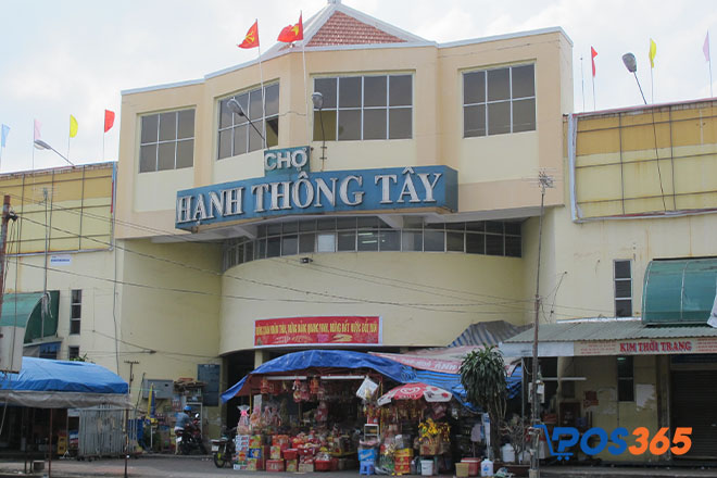 Chợ Hạnh Đông Tây