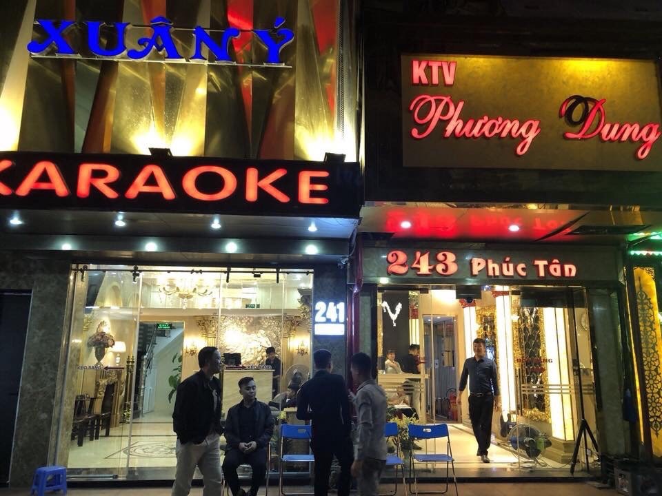 Karaoke Xuân Ý