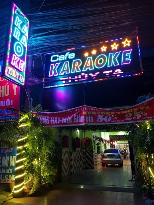 Cafe Karaoke Thủy Tạ